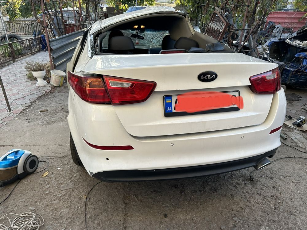 Продам крышка багажника kia k5,optima 10-14