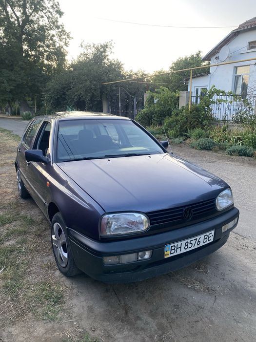 Продам гольф 3 1.8