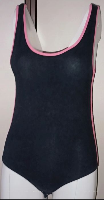 Czarno różowe body Sinsay rozmiar L