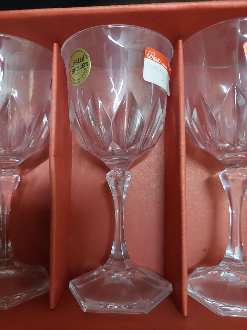 Conjunto copos cristal d arques na caixa