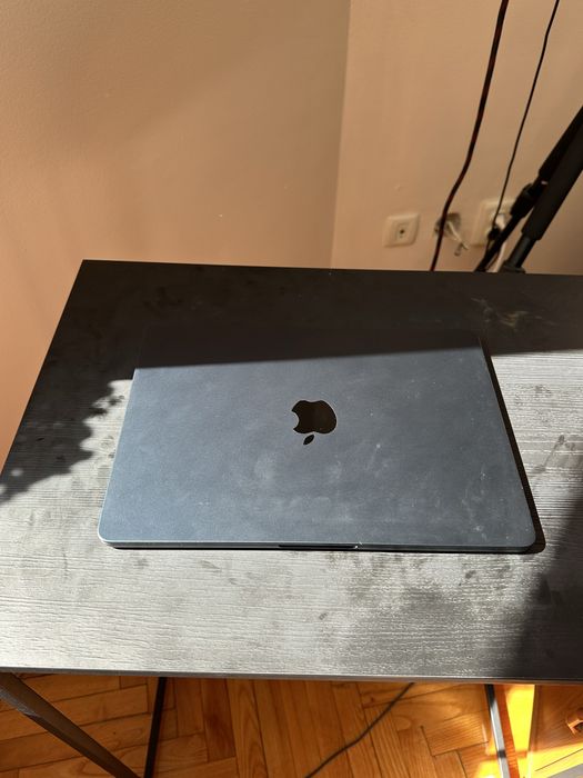Macbook air M2 16gb/1tb