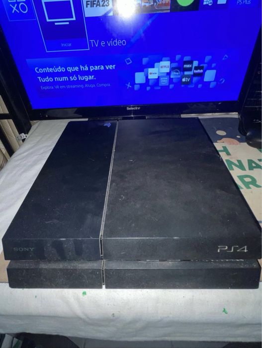 PlayStation 4 (PS4) – Liga, mas não dá imagem – Ótima para conserto!