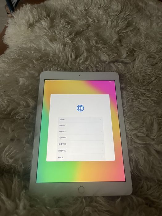 Apple iPad 6 128GB 6gen gwiezdna szarość 9,7" A1893