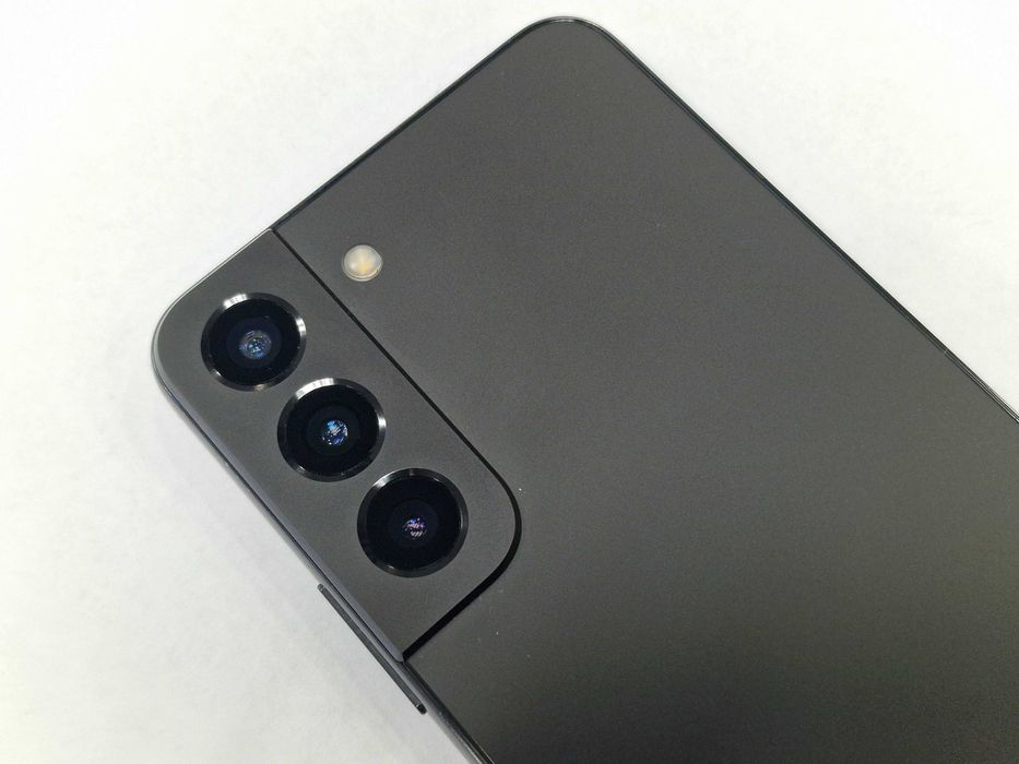 Samsung Galaxy S22 Dual SIM/ 8GB/ 128GB/ Grade B+/ Phantom Black + ład