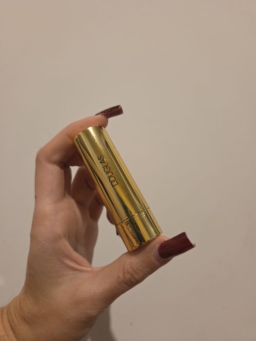 Douglas szminka retro red, nowa nieużywana