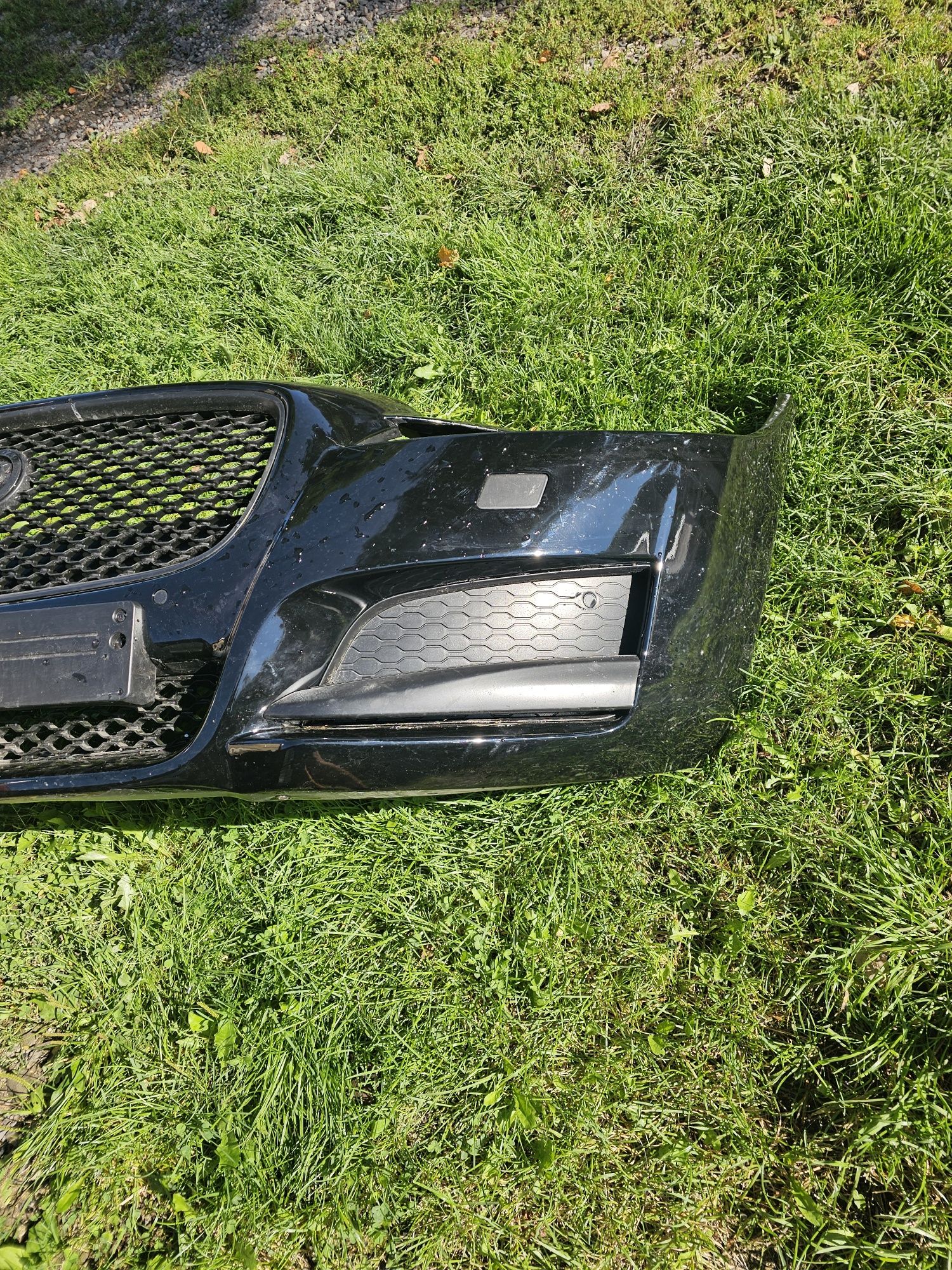 Zderzak przód kompletny jaguar xf 260