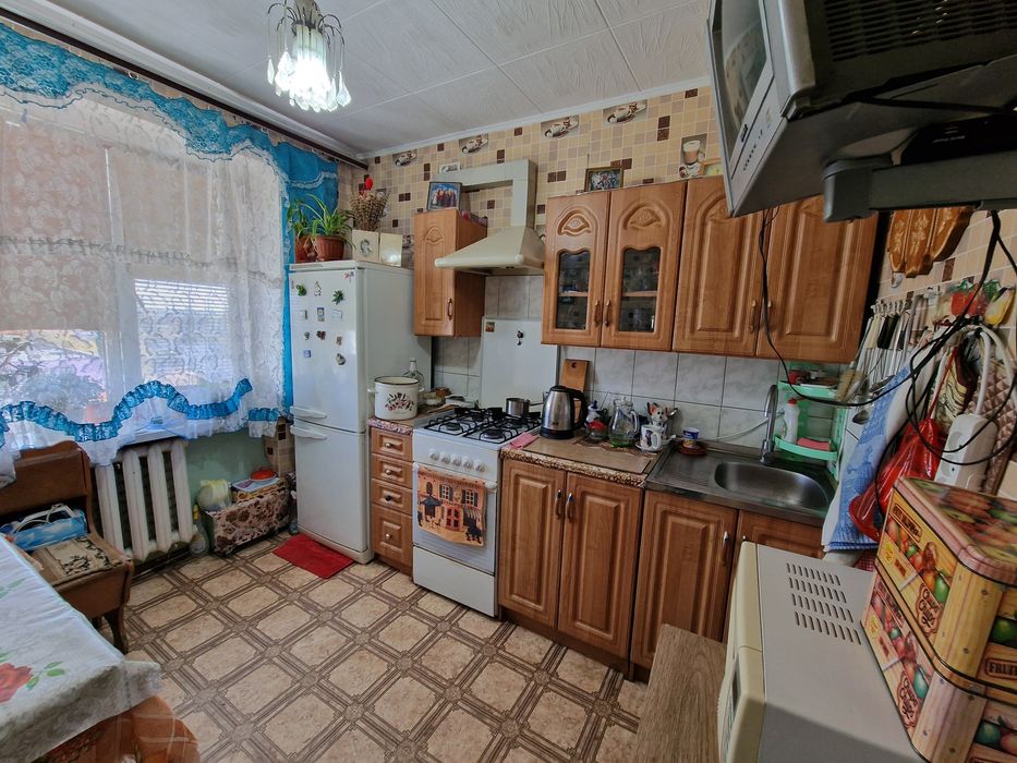 Сдам комнату Слобожанское 4500 ком услуги вкл