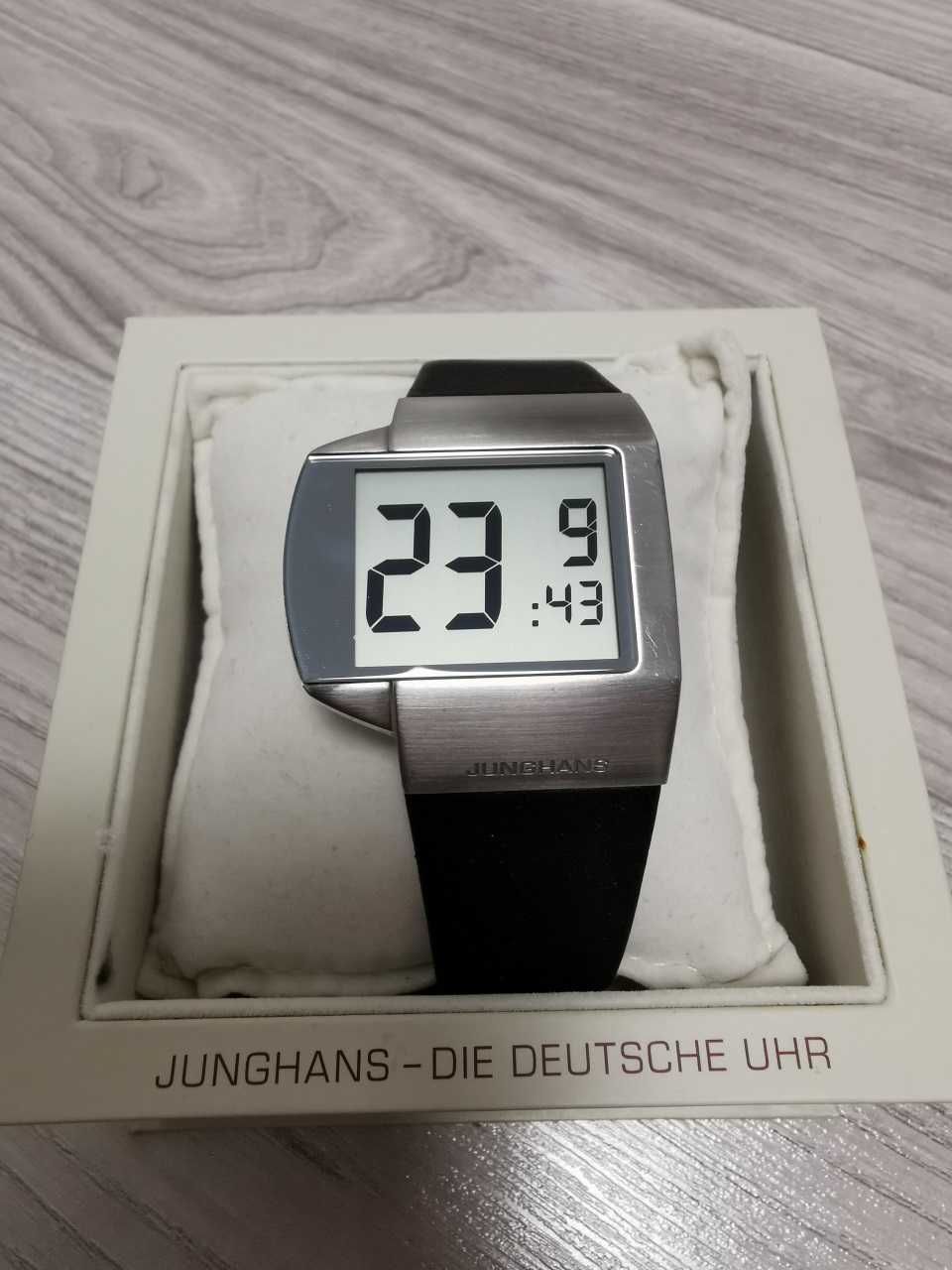 JUNGHANS Mega Futura ref. 026/4100