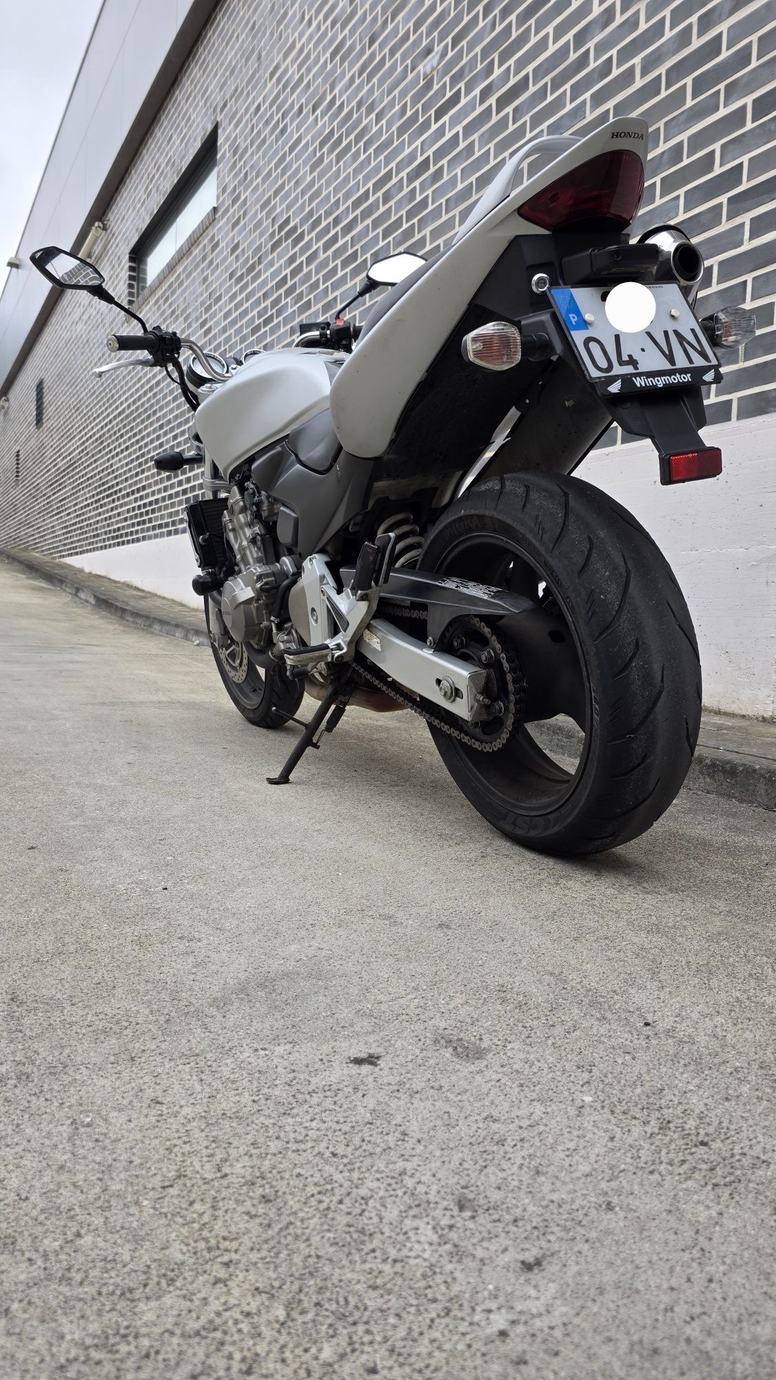 Hornet 600 / 2003 origem impecável