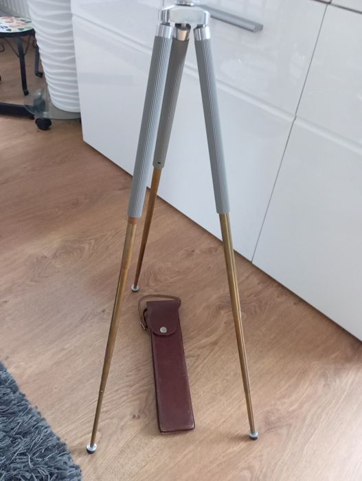 Teleskopowy stojak na aparat, kamery itp