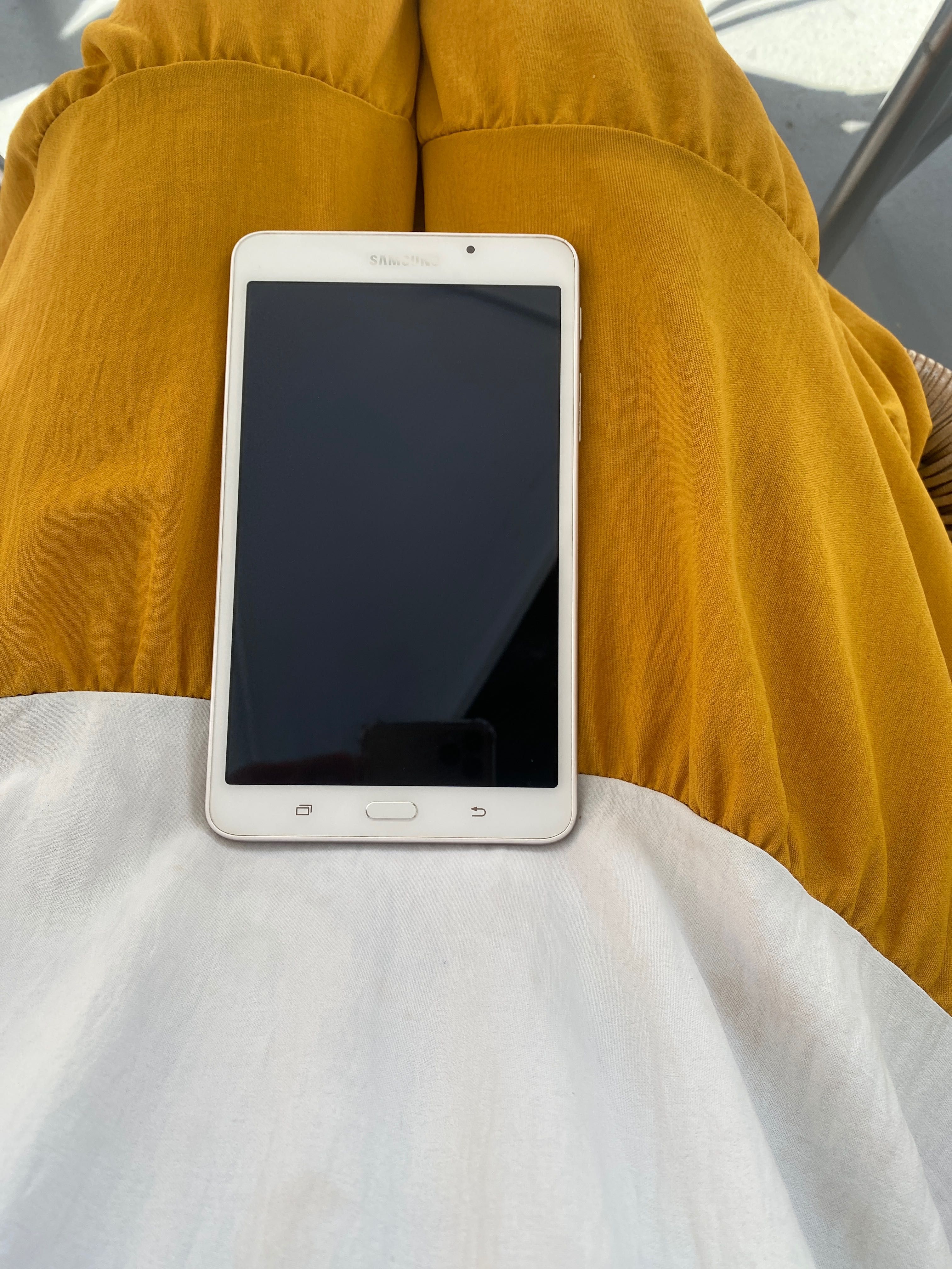 Galaxy Tab A (2016)