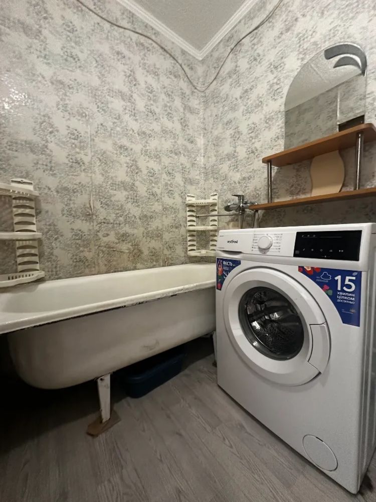 Продам 1к квартиру на Тополе