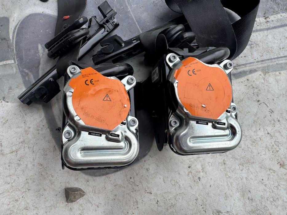 Ремінь пасок безпеки Skoda a7 шкода а7 ремни octavia