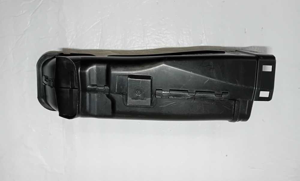 Kanał dolotowy powietrza BMW Seria: 5' G30 G31 G32 nr. mag 1/488