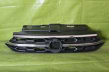 Grill VW T-ROC po 2021r. R-Line 2GA.853.653.H