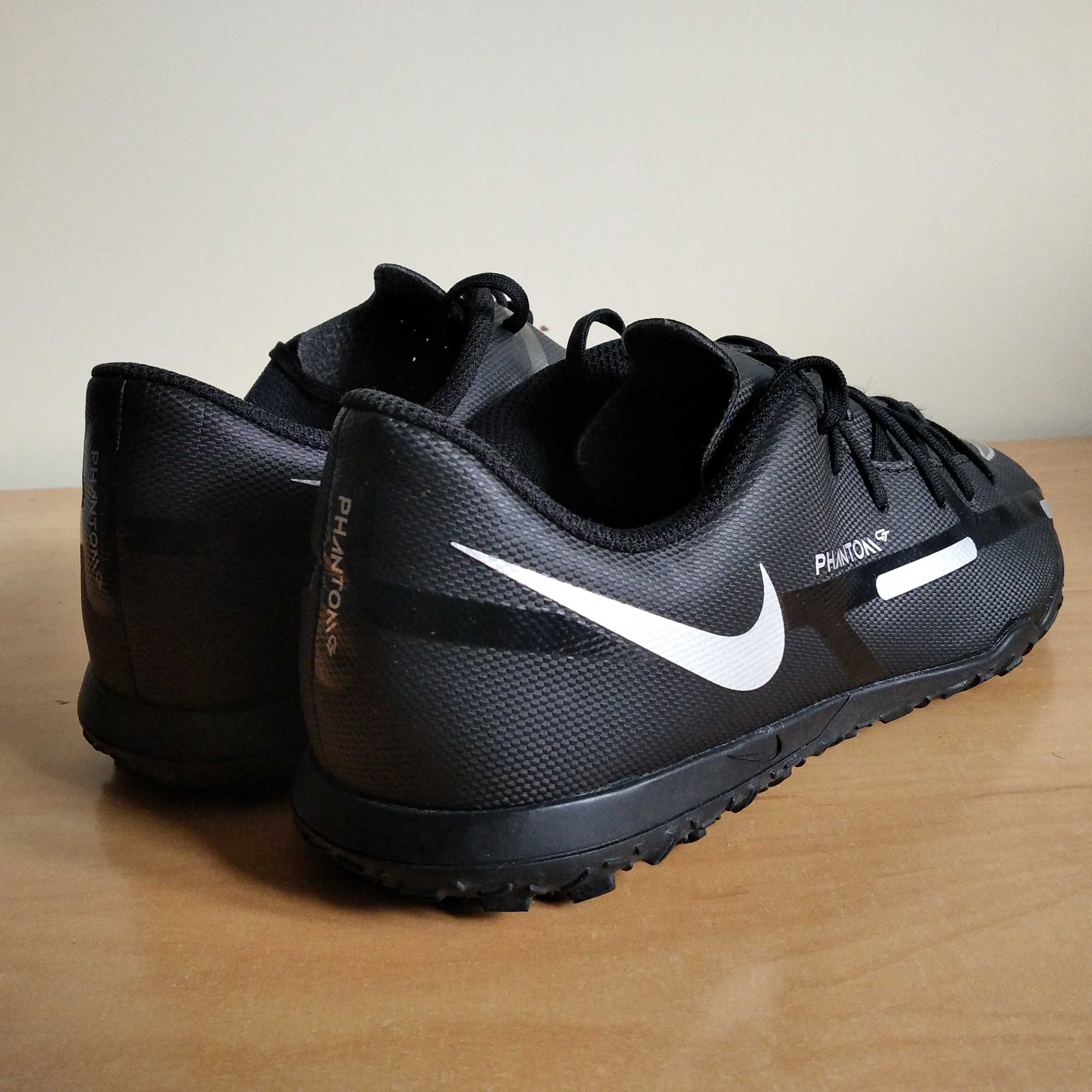 Buty piłkarskie turfy NIKE Phantom Gt 2 Club tf roz eu-38