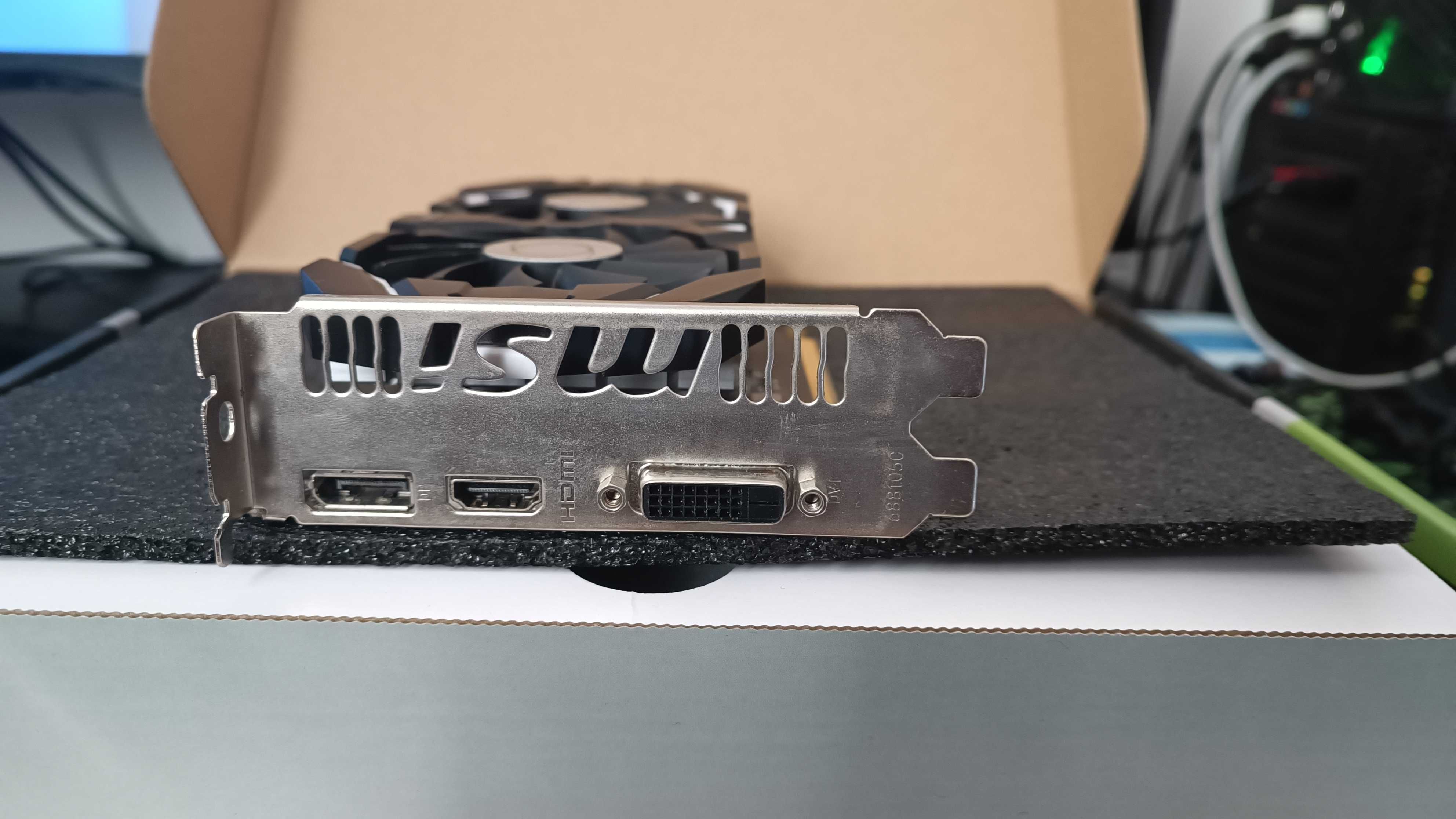 Placa Gráfica MSI GeForce GTX 1050 Ti OC (NVIDIA - 4 GB DDR5)