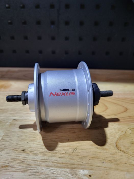 Dynamo shimano nexus prądnica w piaście