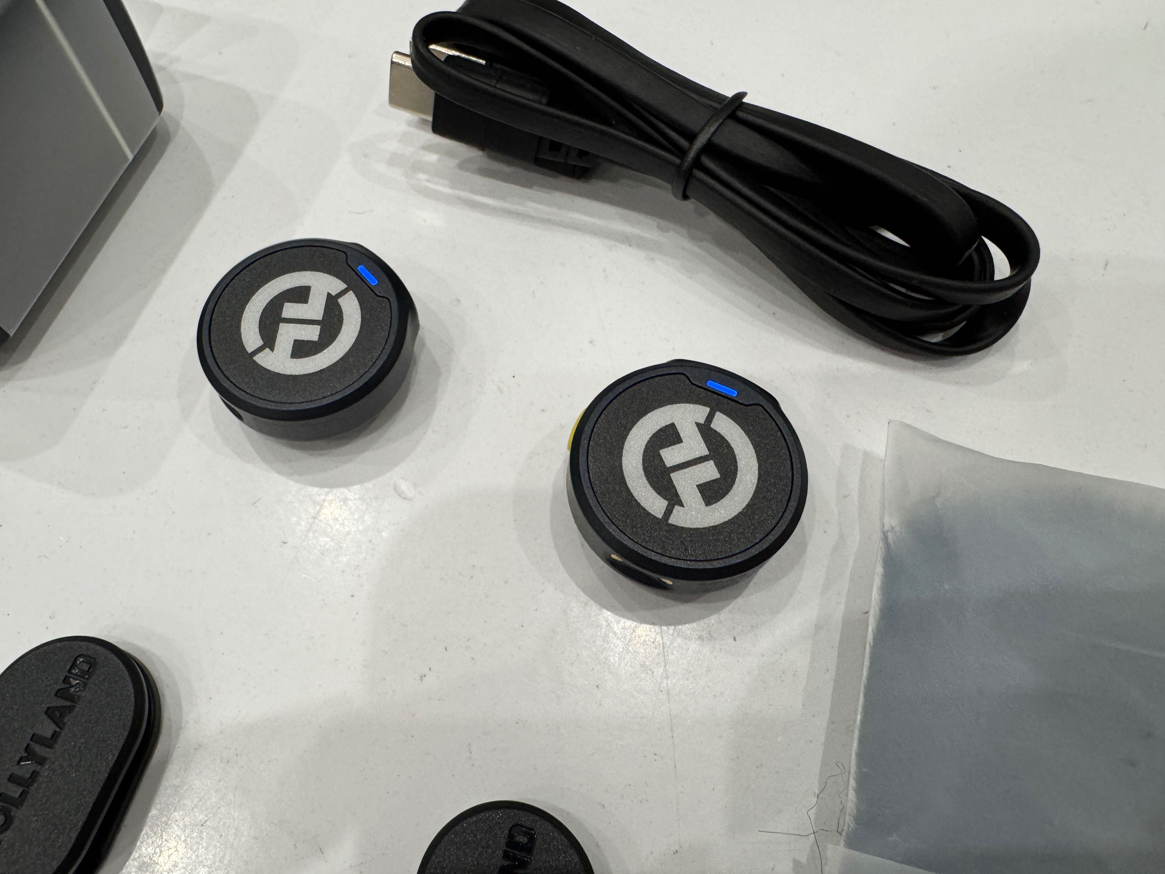 Hollyland Lark M2 USB-C Lightning Combo окремі частини для мікрофону