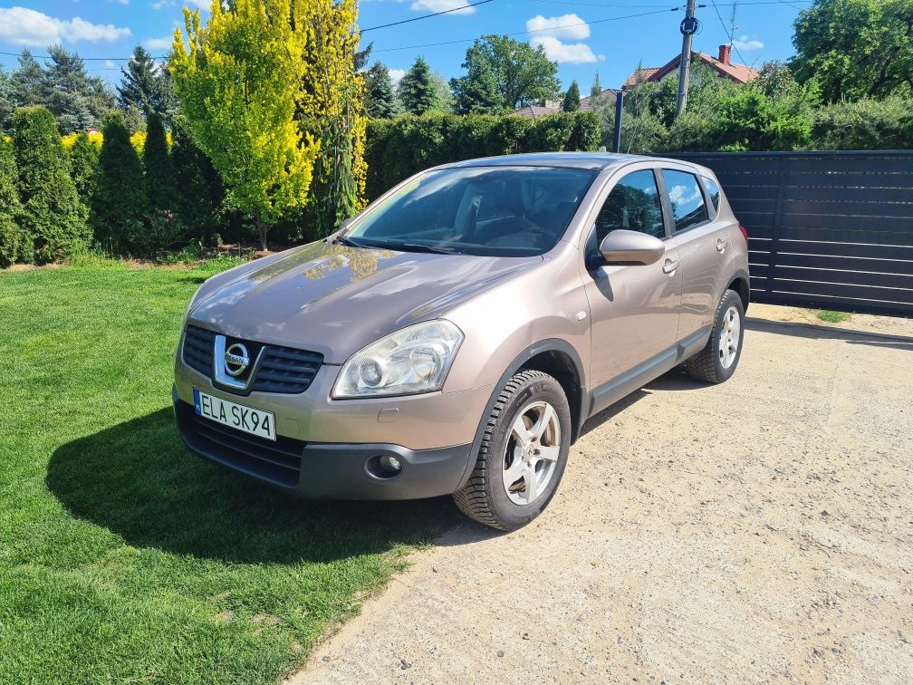 Nissan Qashqai 2.0 Bezwypadkowy, Panorama