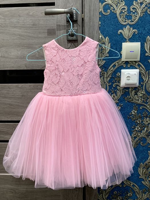 Сукня святкова для дівчинки 4-6 років