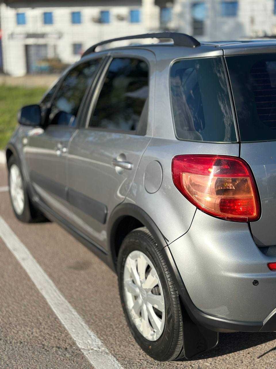 ПРОДАМ Suzuki SX4 2014