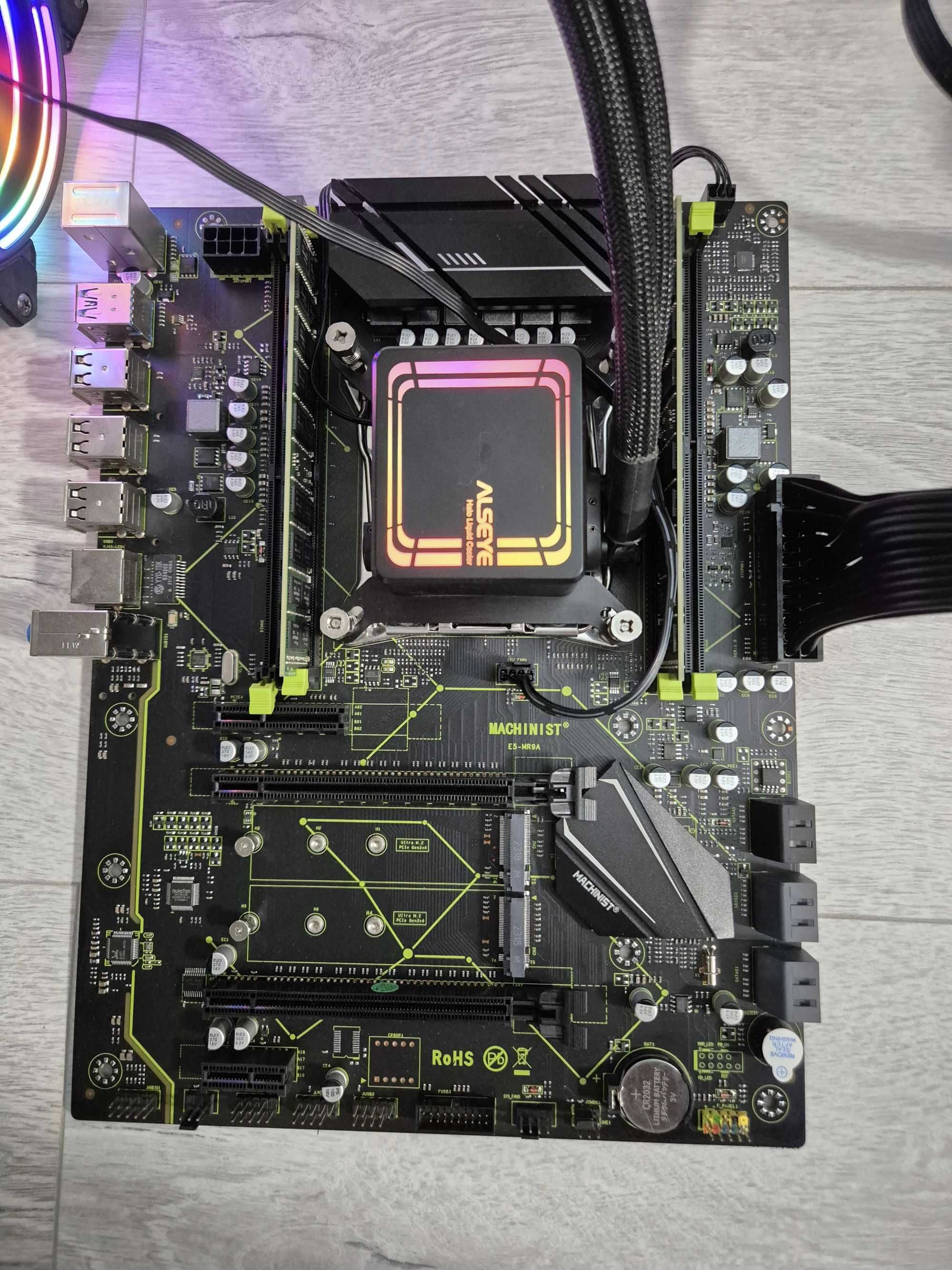 потужний сет X99 Intel 14ядер\28пот 3.6ГГц+ плата+ 32ГБ DDR4+ водянка.