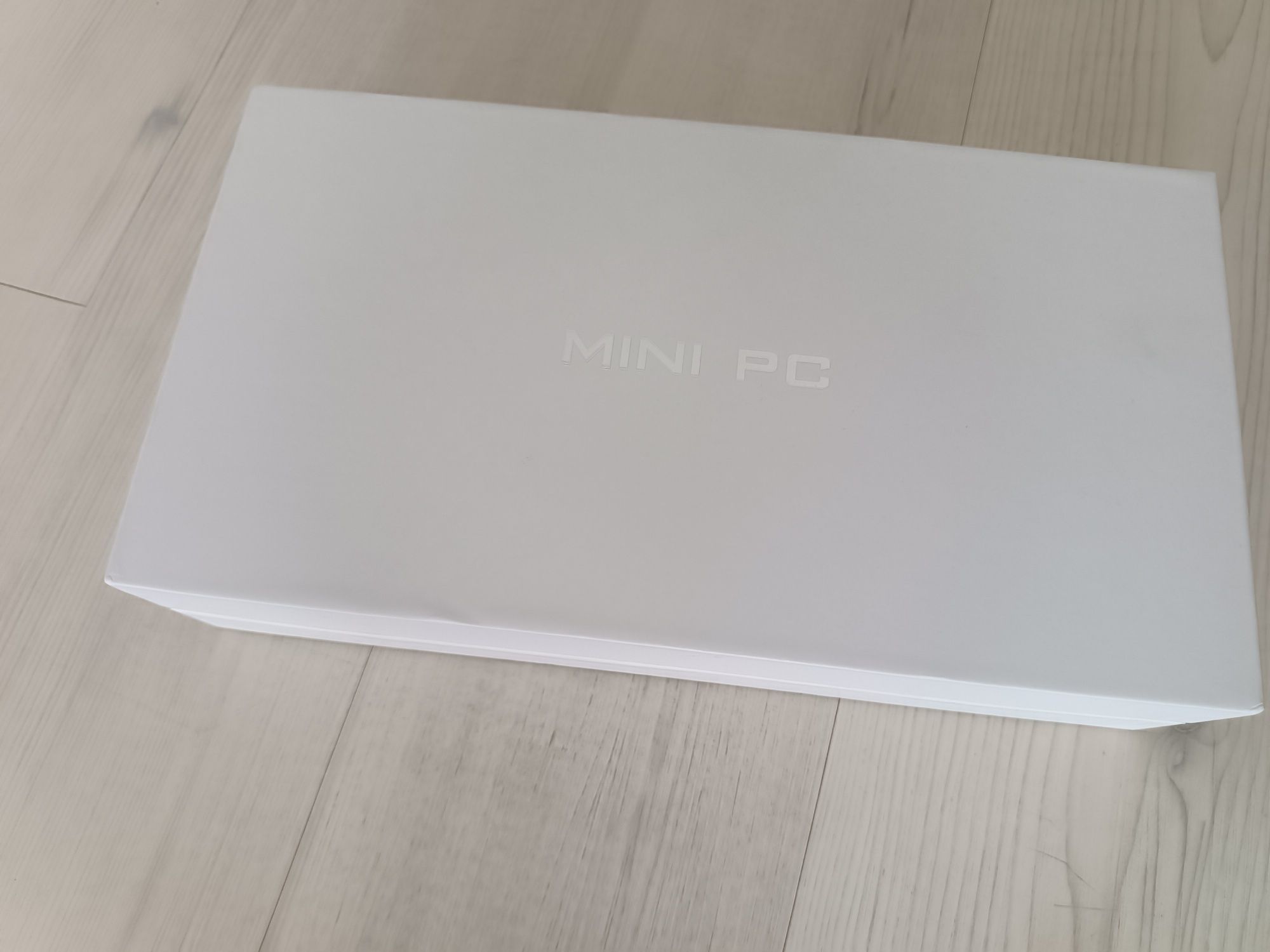 Chatreey IT12: Mini PC z wydajnym procesorem i Thunderbolt 4 NOWY!