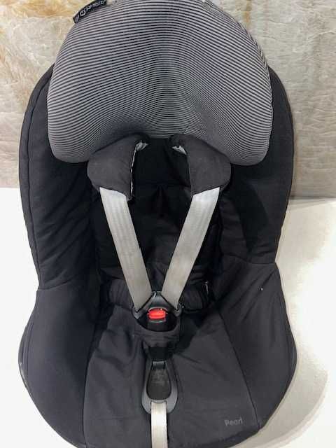 MAXI COSI fotelik samochodowy czarny Pearl 9-18kg