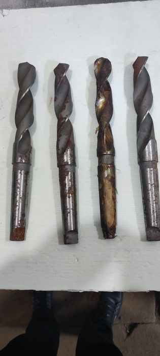 Продам сверло с хвостовиком 35