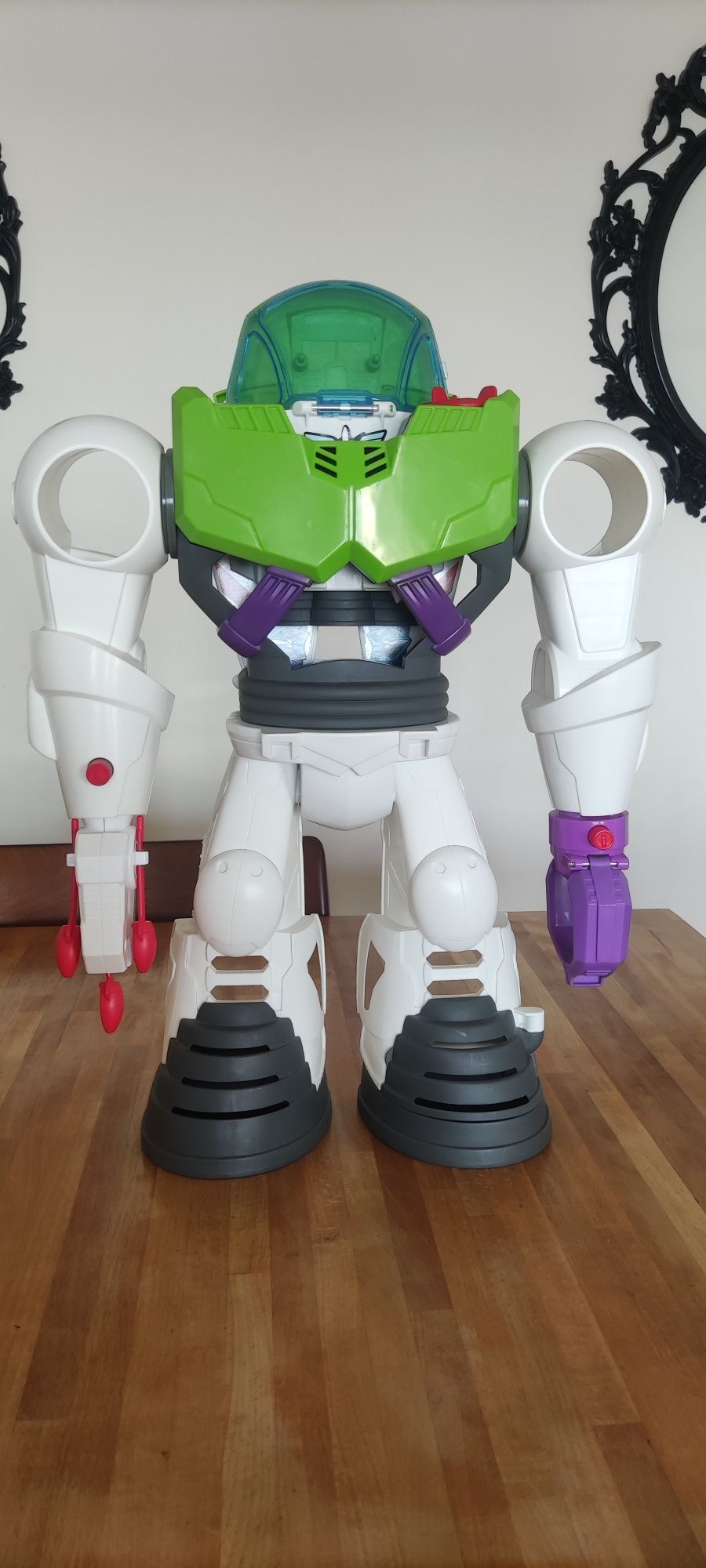 Robot Buzz Lightyear Toy Story