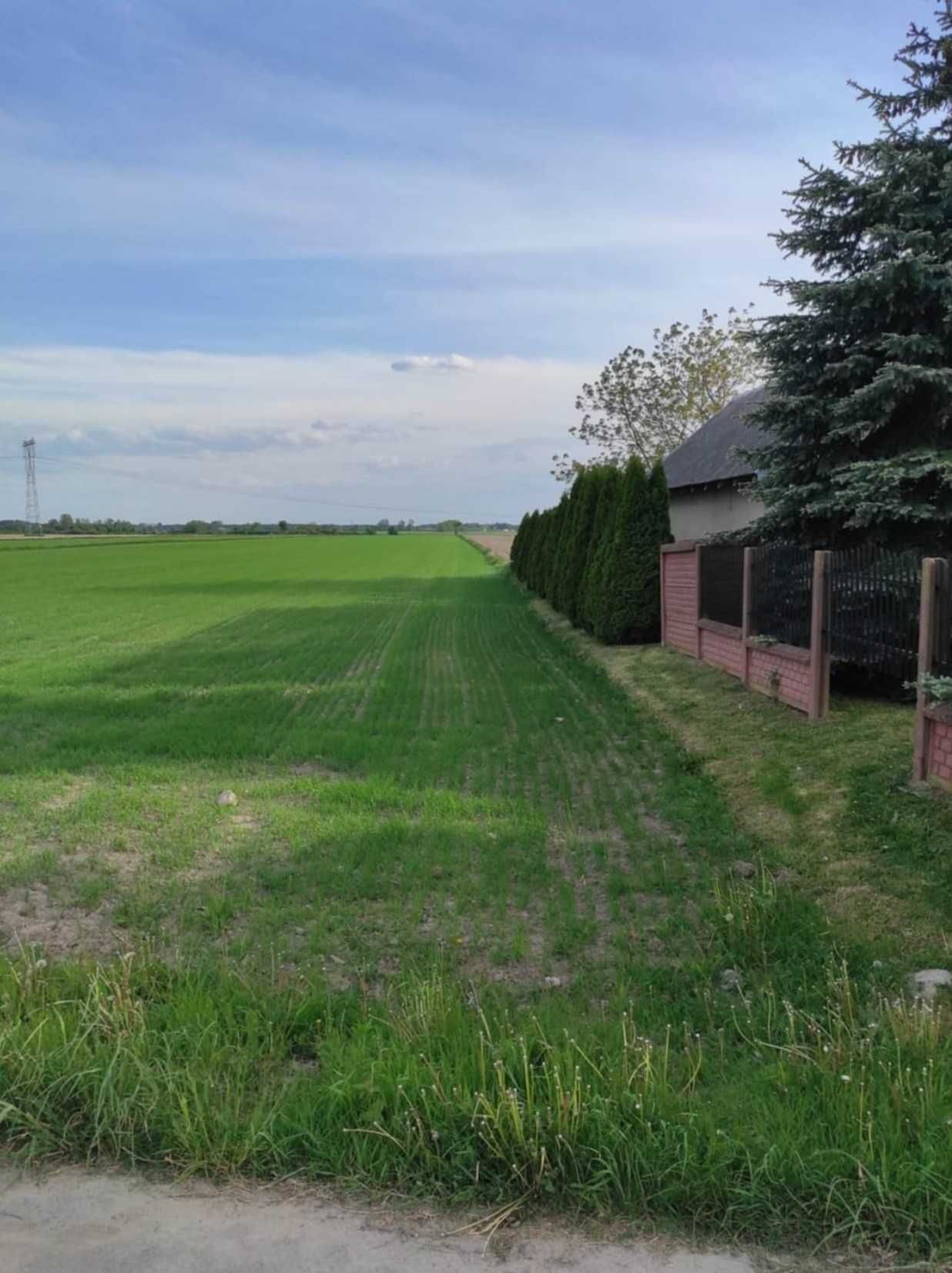 Sprzedam ziemie rolno budowlaną o pow. 2 hektarów