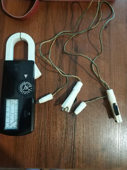 Электроизмерительные клещи