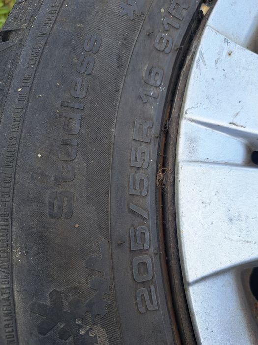 Koła stalowe z kołpakami 5x114.3 r16 205/55