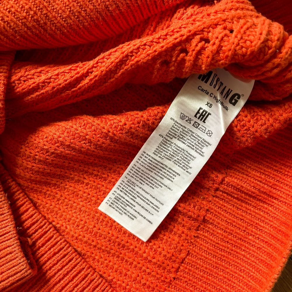 Pomarańczowy damski sweter Mustang XS gruby zimowy boho retro śliczny