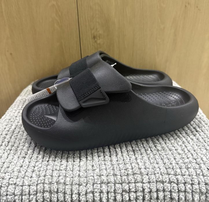 Crocs  r. 38-39 m6/w8 Wygodne Czarne Na rzep