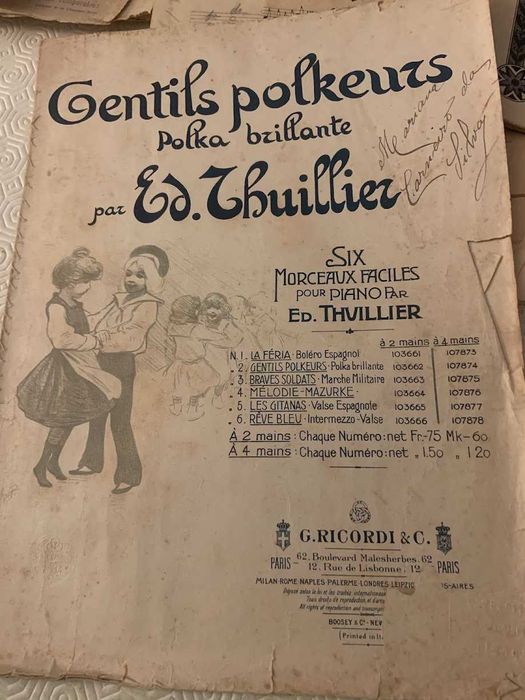 Partituras e outras peças musicais para venda