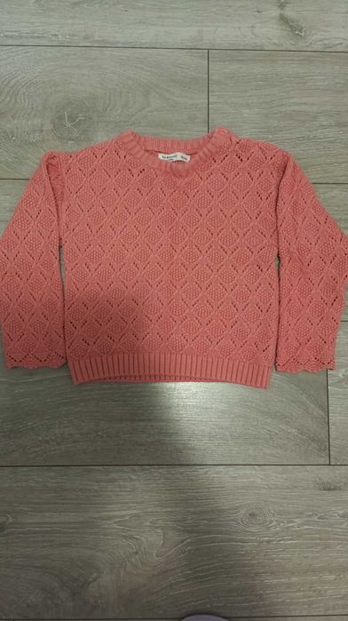 Sweterek dla dziewczynki