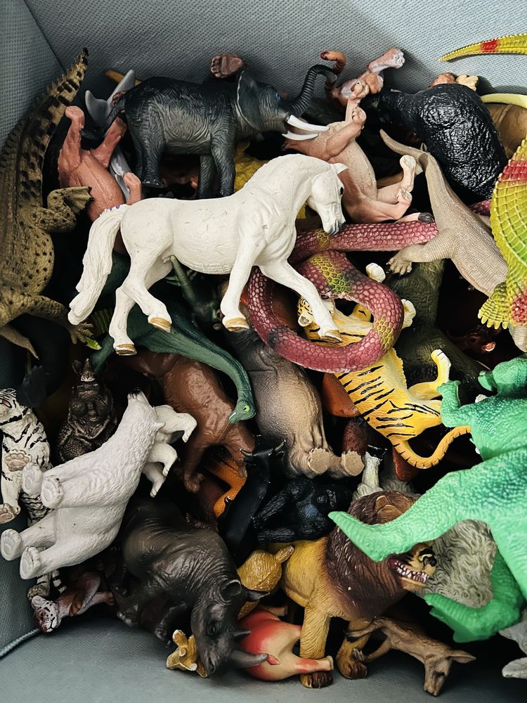 Zabawki Marvel Schleich Barbie i inne. Mnostwo!