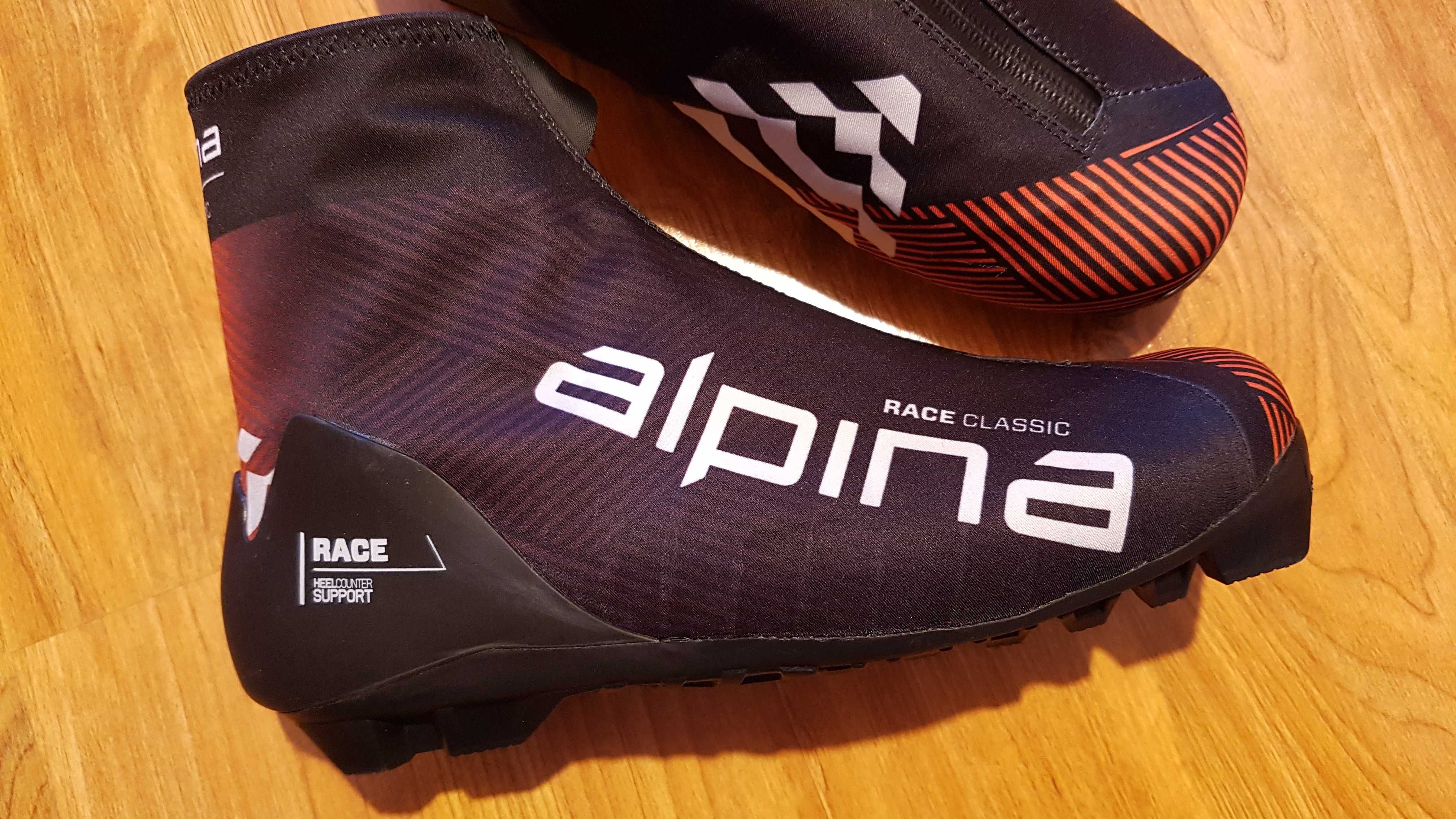 Buty damskie do stylu klasycznego Alpina