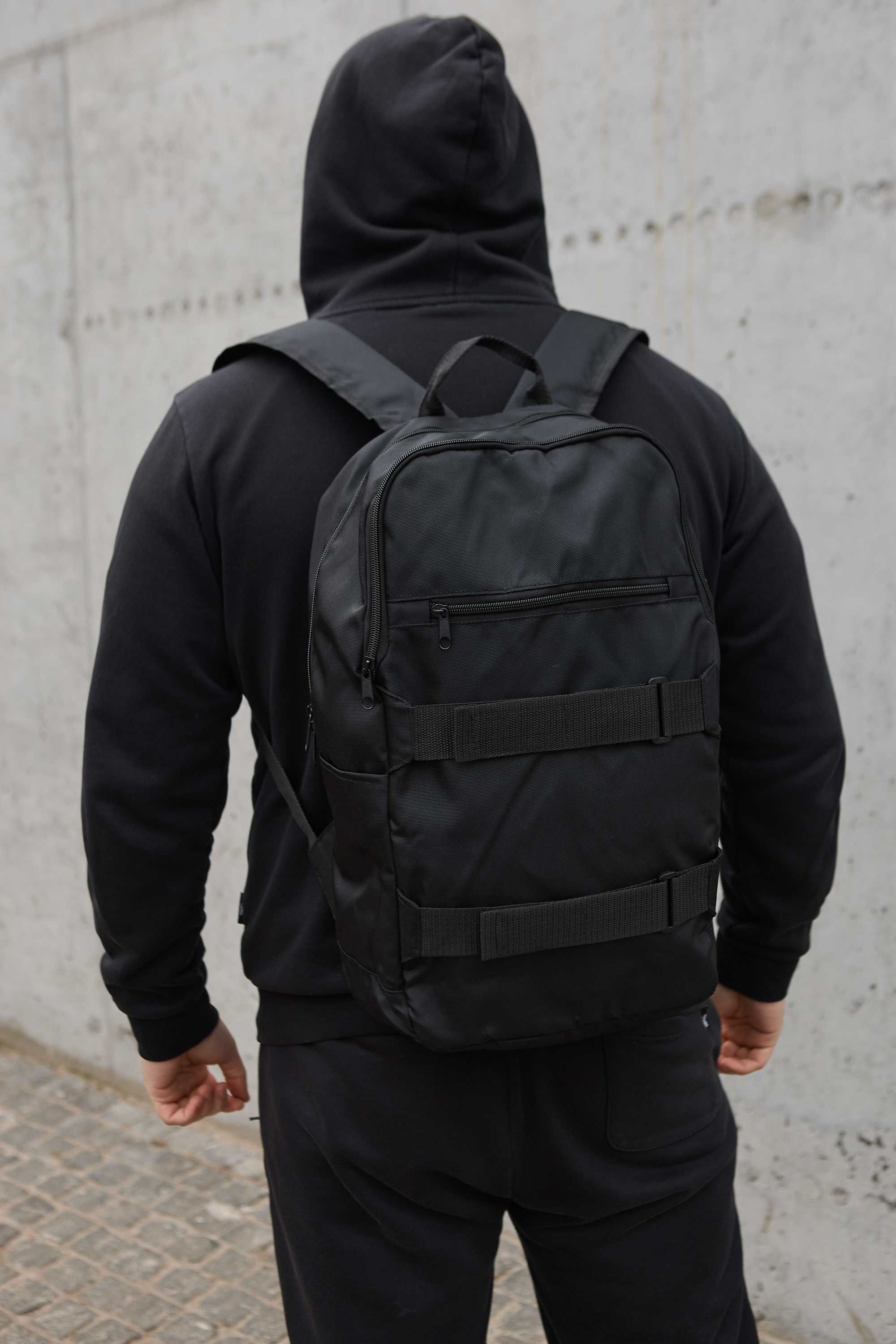 Рюкзак спортивний, міський чорний Basic