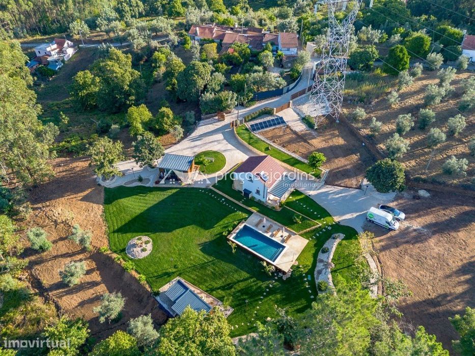 Encantadora Quinta à Venda!