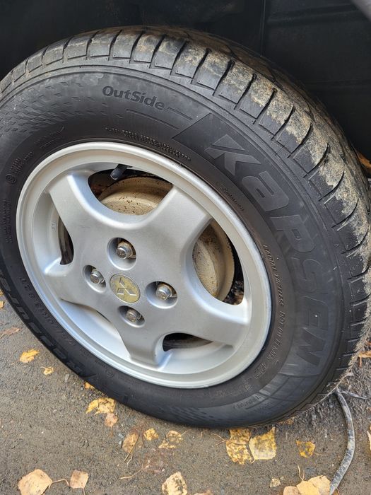 Продам TOYOTA KOROLLA 1.3  1988рік