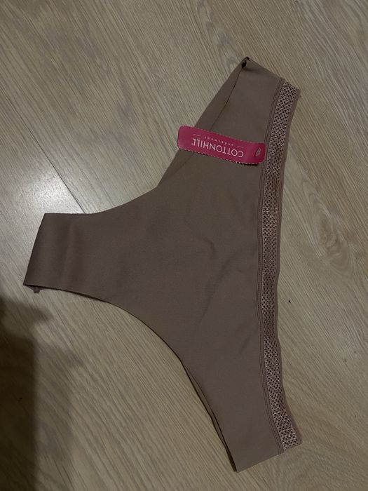 Безшовні трусики