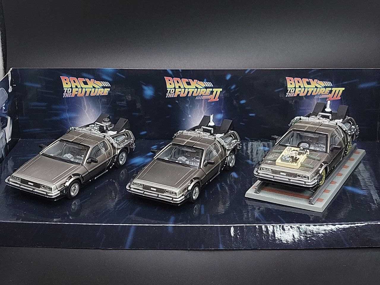 Delorean DMC-12 Time Machine set 1:43 Vitesse масштабні моделі