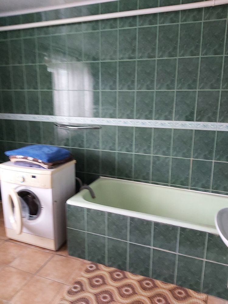 Продам будинок в Сторожинці