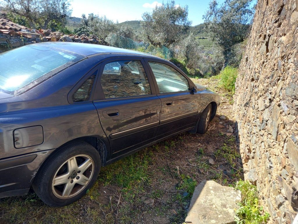 Para peças Volvo S80 T5 ano1998 boa mecânica 226 cavalos