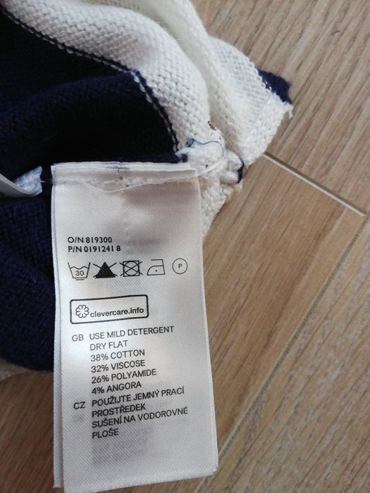 Sweterek H&M 98/104 angora