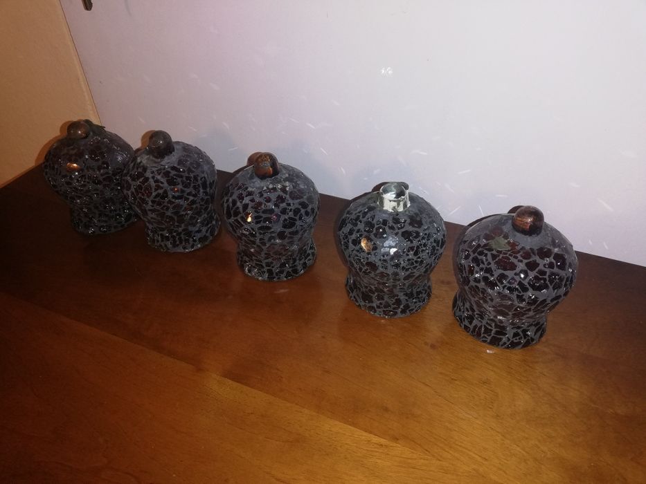 Szklane banki, starocie