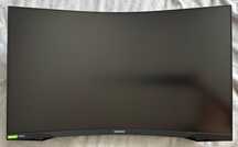 Monitor Samsung Odyssey 32G7 QLED + uchwyt